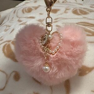 Heart charm with pearl details